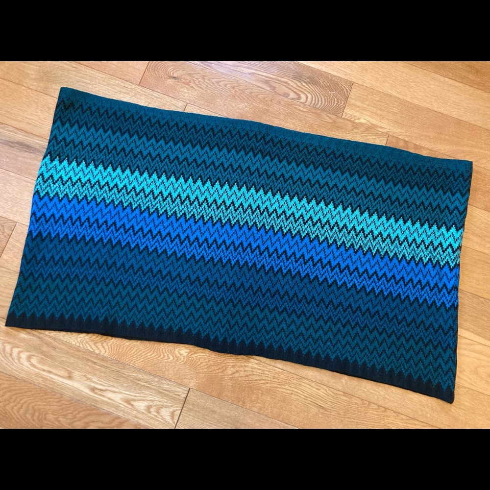 The Limited Zig Zag Teal Infinity Scarf